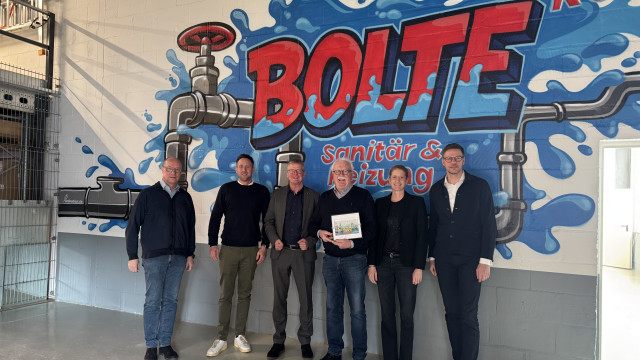 Dei Bolte KG ist seit 70 Jahren fest in der Stadt verwurzelt. Beim EWG-Beusch sprachen (v.l) Edgar Zieschang, Julian Wöstmann, Peter Lüttmann, Georg Bolte, Alexandra Bolte und Ingo Niehaus über das Unternehmen.